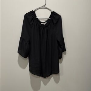 Violet & Claire Black Smocked 3/4 Sleeve Blouse